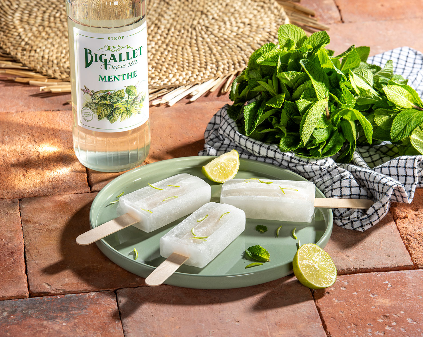 glace à l'eau maison à la menthe